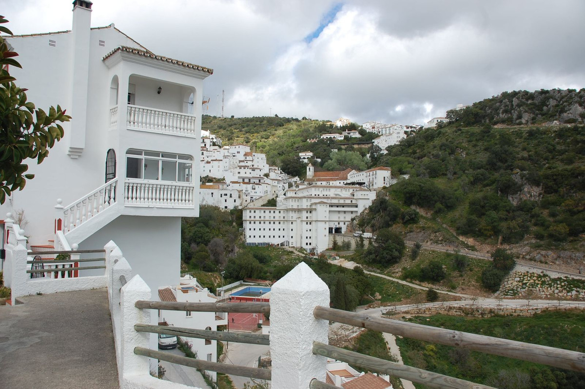 Se vende Pareada de 4 dormitorios en Costa Del Sol, Málaga, España