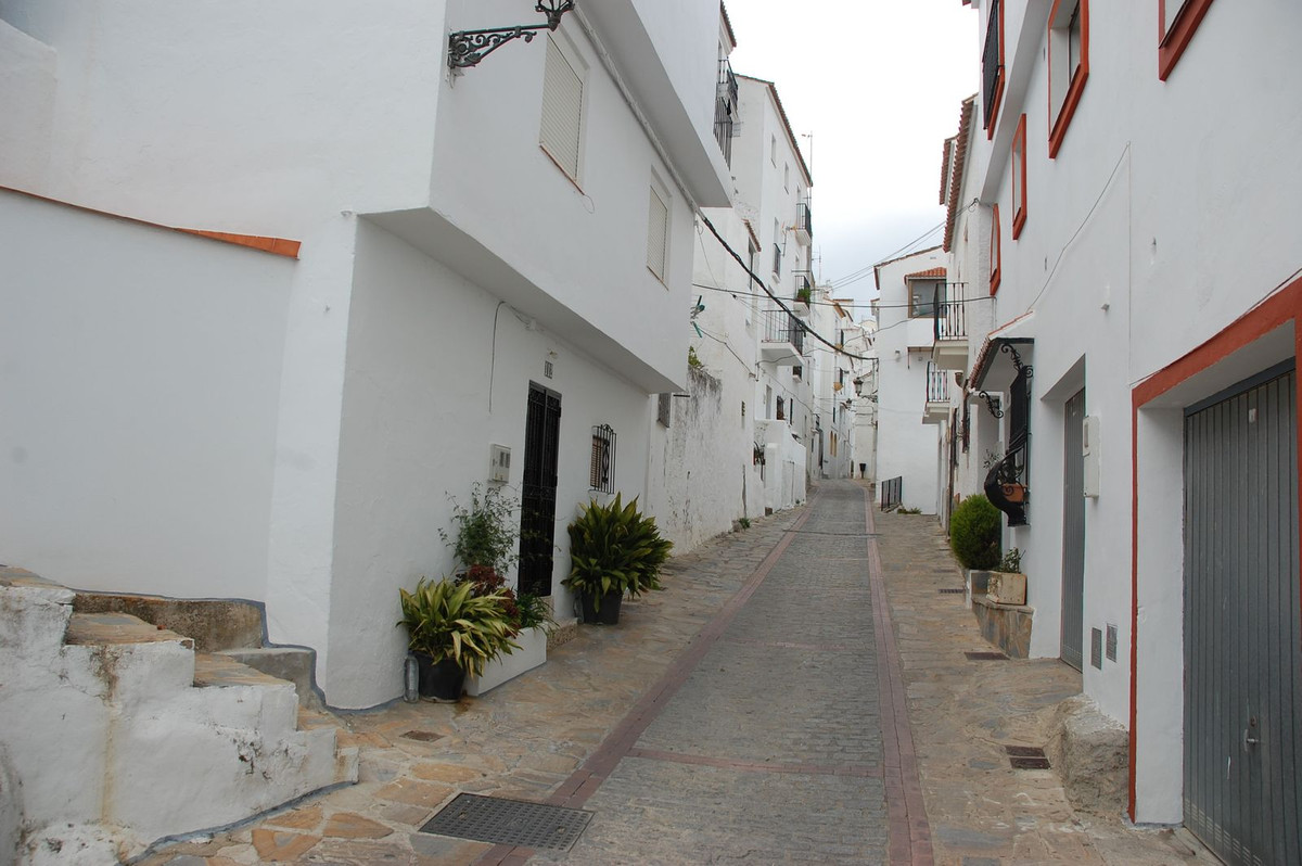 Se vende Pareada de 4 dormitorios en Costa Del Sol, Málaga, España