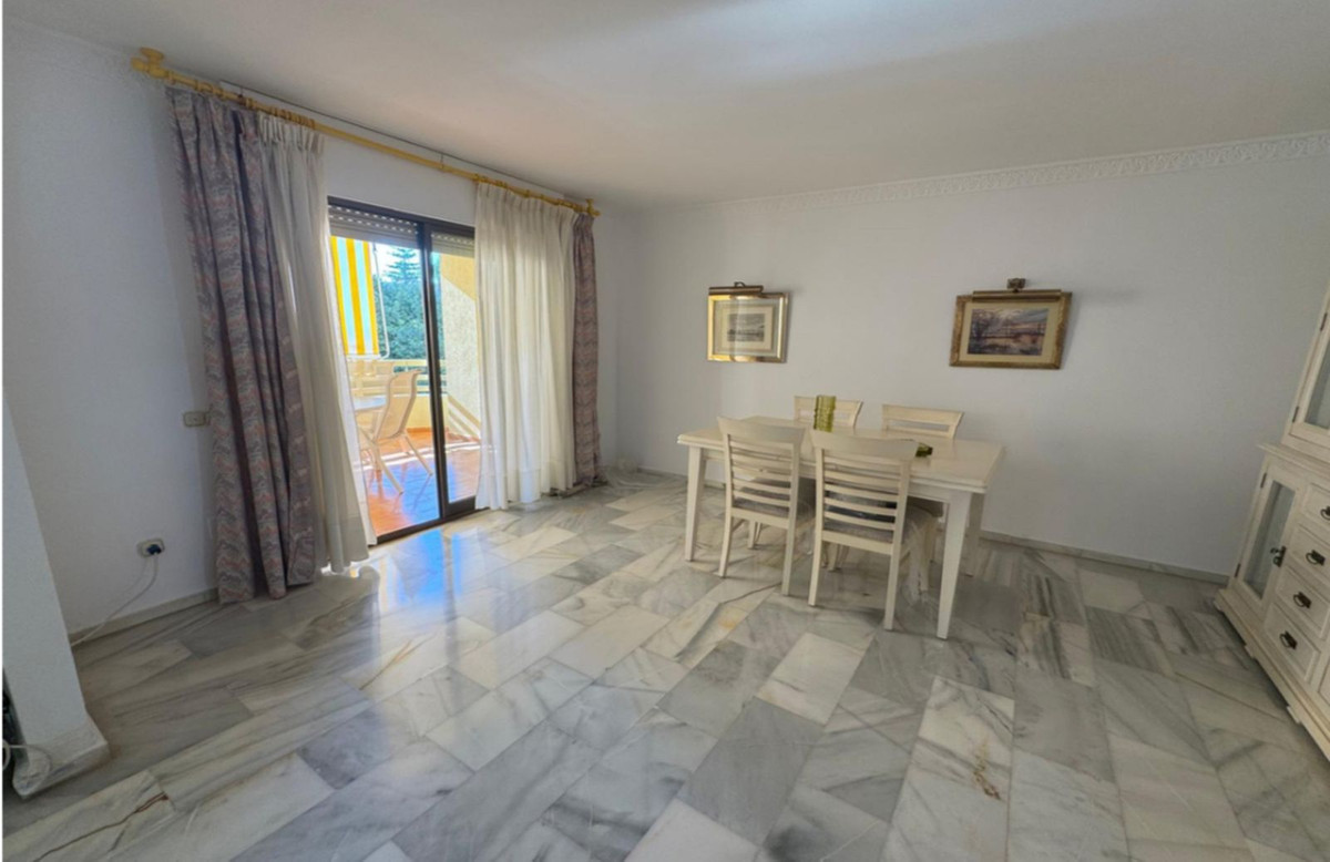 2 Bed Apartment for sale in Marbella Costa Del Sol, Málaga, Spain