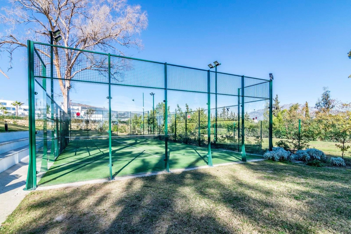 2 Bed Apartment for sale in Atalaya Costa Del Sol, Málaga, Spain