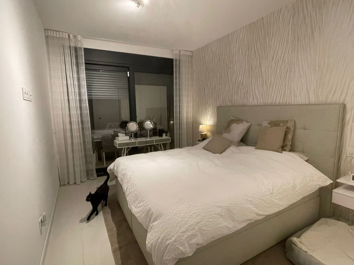 2 Bed Apartment for sale in Atalaya Costa Del Sol, Málaga, Spain