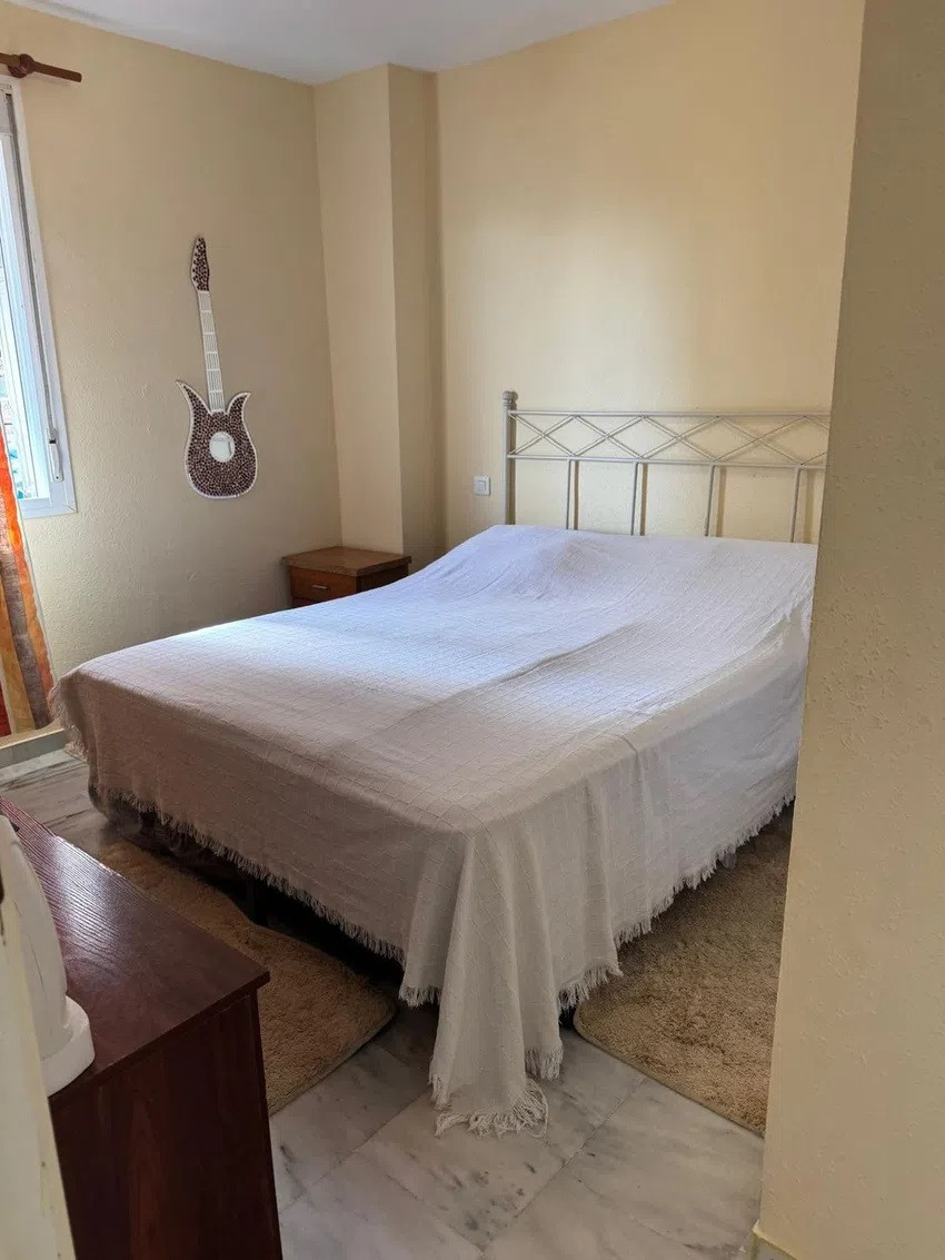 Se vende Apartamento Planta Media de 3 dormitorios en Costa Del Sol, Málaga, España