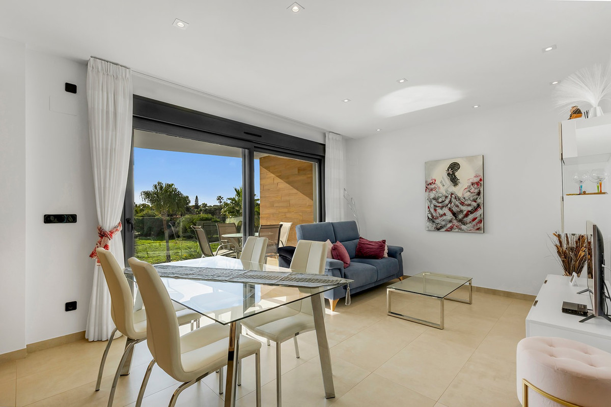 Se vende Apartamento Planta Baja de 2 dormitorios en Costa Blanca, Alicante, España
