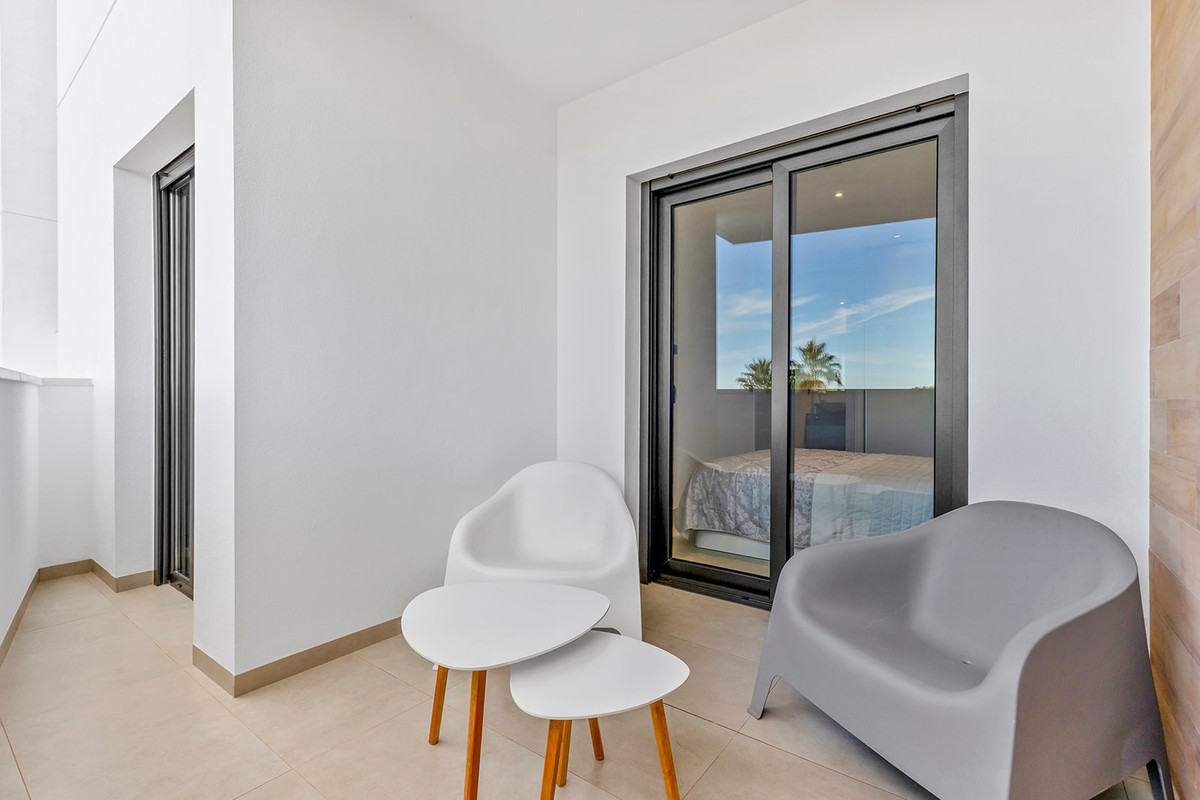 Se vende Apartamento Planta Baja de 2 dormitorios en Costa Blanca, Alicante, España
