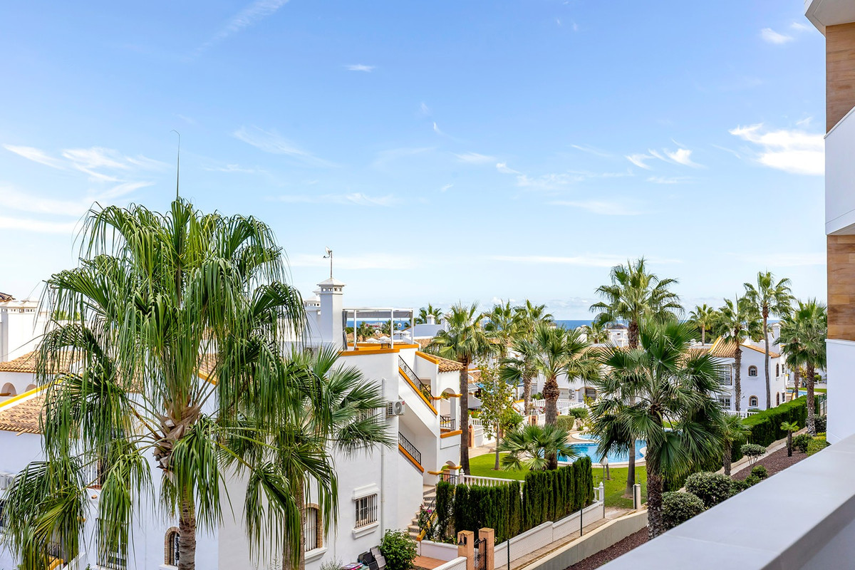 Se vende Apartamento Planta Baja de 2 dormitorios en Costa Blanca, Alicante, España