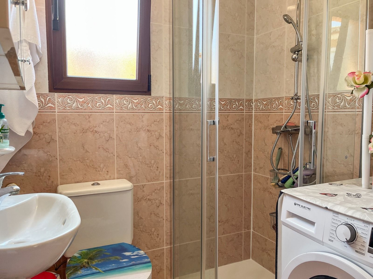6 Bed Townhouse for sale in La Marina Costa Blanca, Alicante, Spain