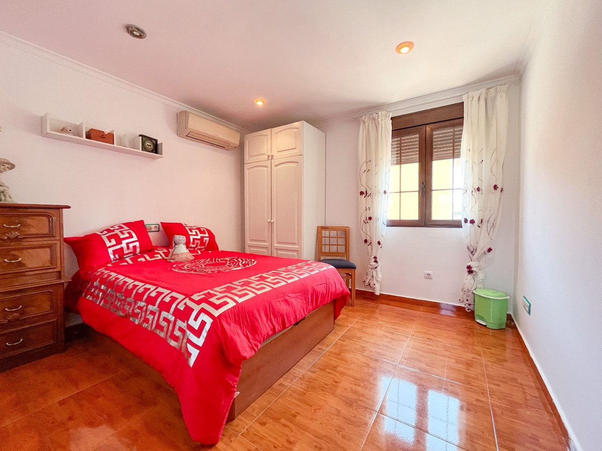 6 Bed Townhouse for sale in La Marina Costa Blanca, Alicante, Spain
