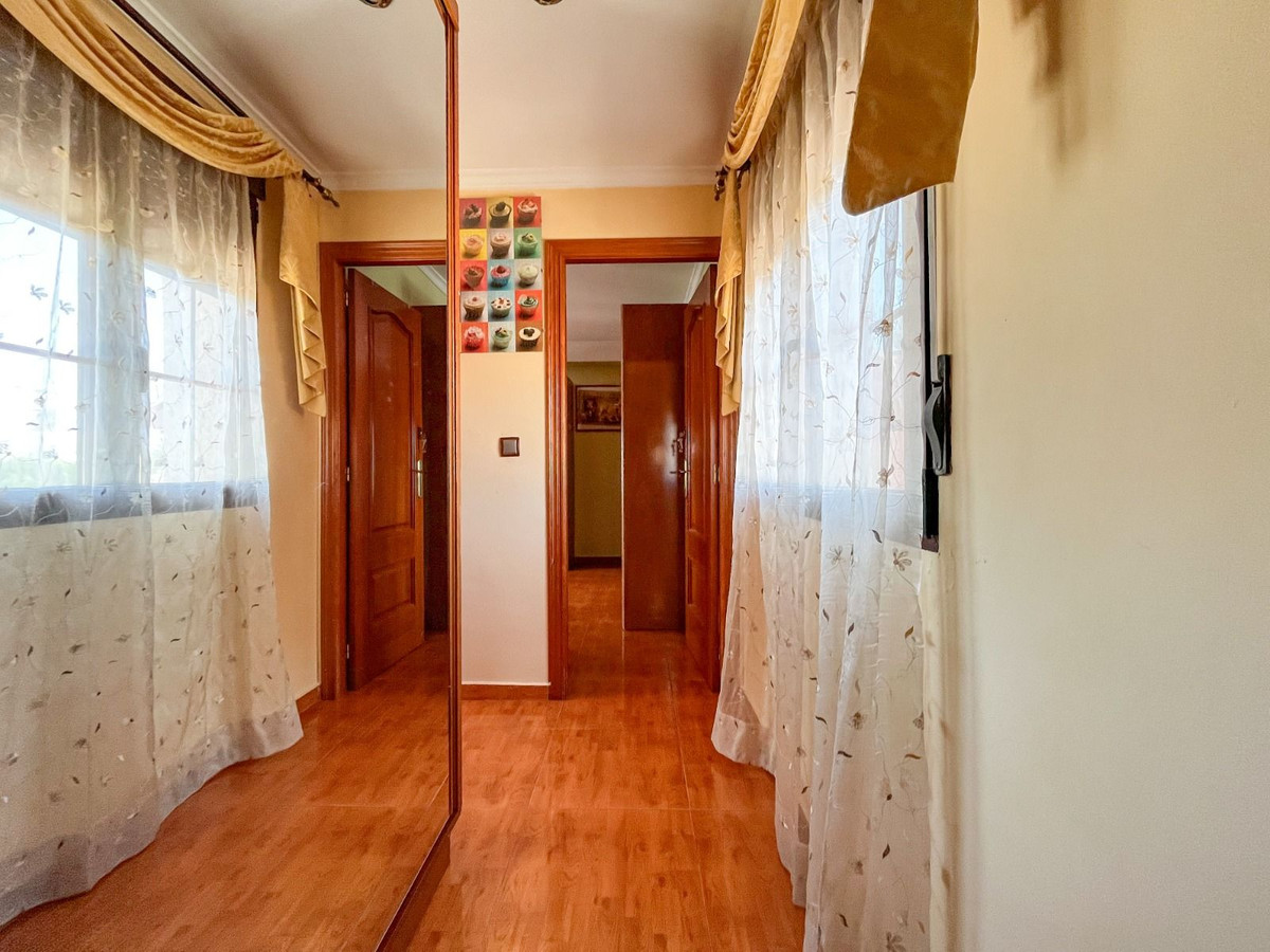 6 Bed Townhouse for sale in La Marina Costa Blanca, Alicante, Spain
