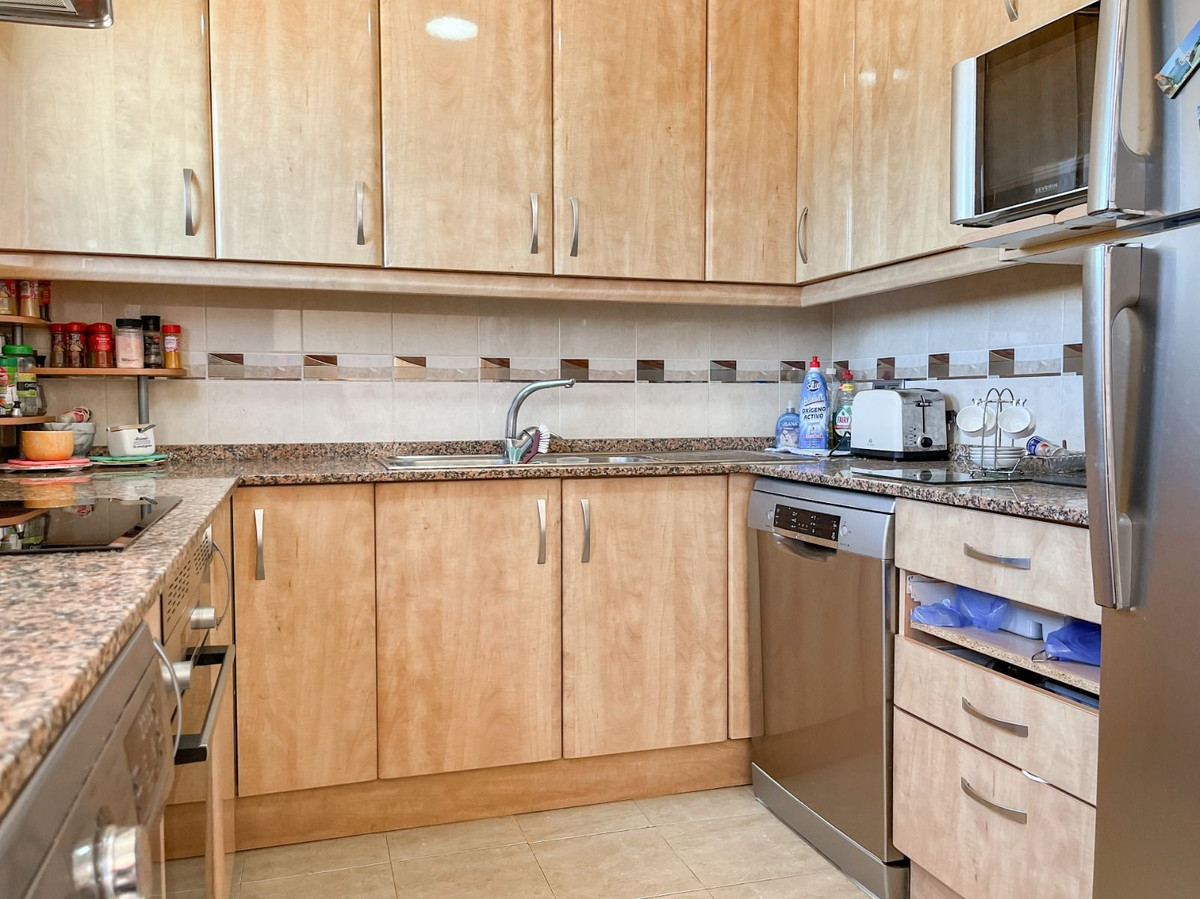 6 Bed Townhouse for sale in La Marina Costa Blanca, Alicante, Spain