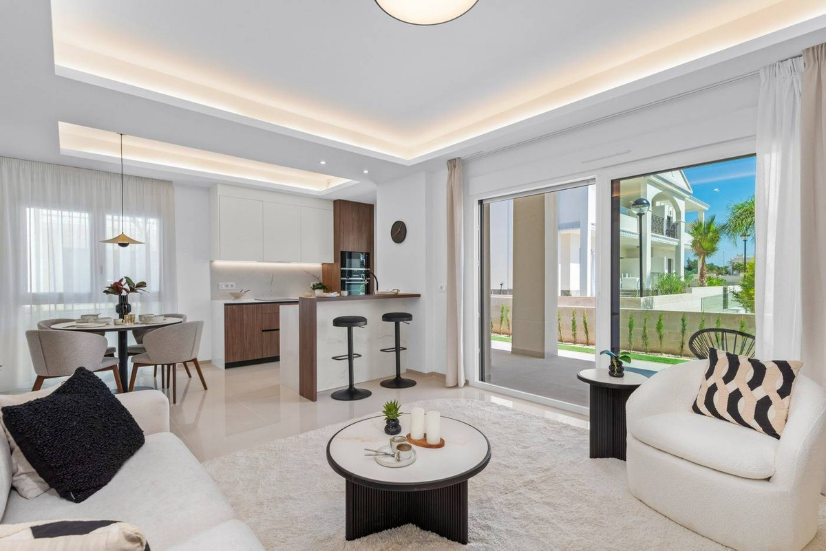 Se vende Ático de 2 dormitorios en Costa Blanca, Alicante, España