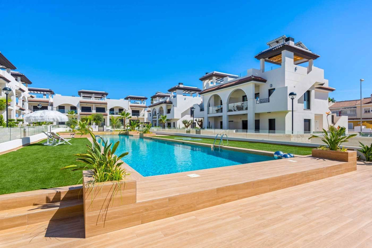 3 Bed Apartment for sale in Ciudad Quesada Costa Blanca, Alicante, Spain