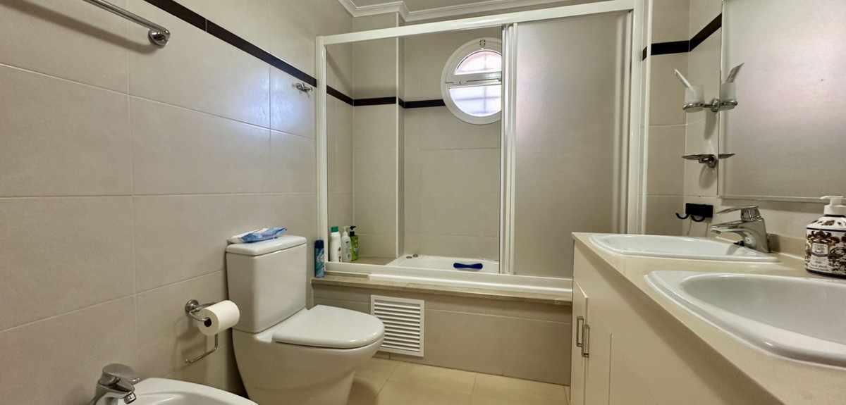 Se vende Apartamento Planta Baja de 2 dormitorios en Costa Blanca, Alicante, España