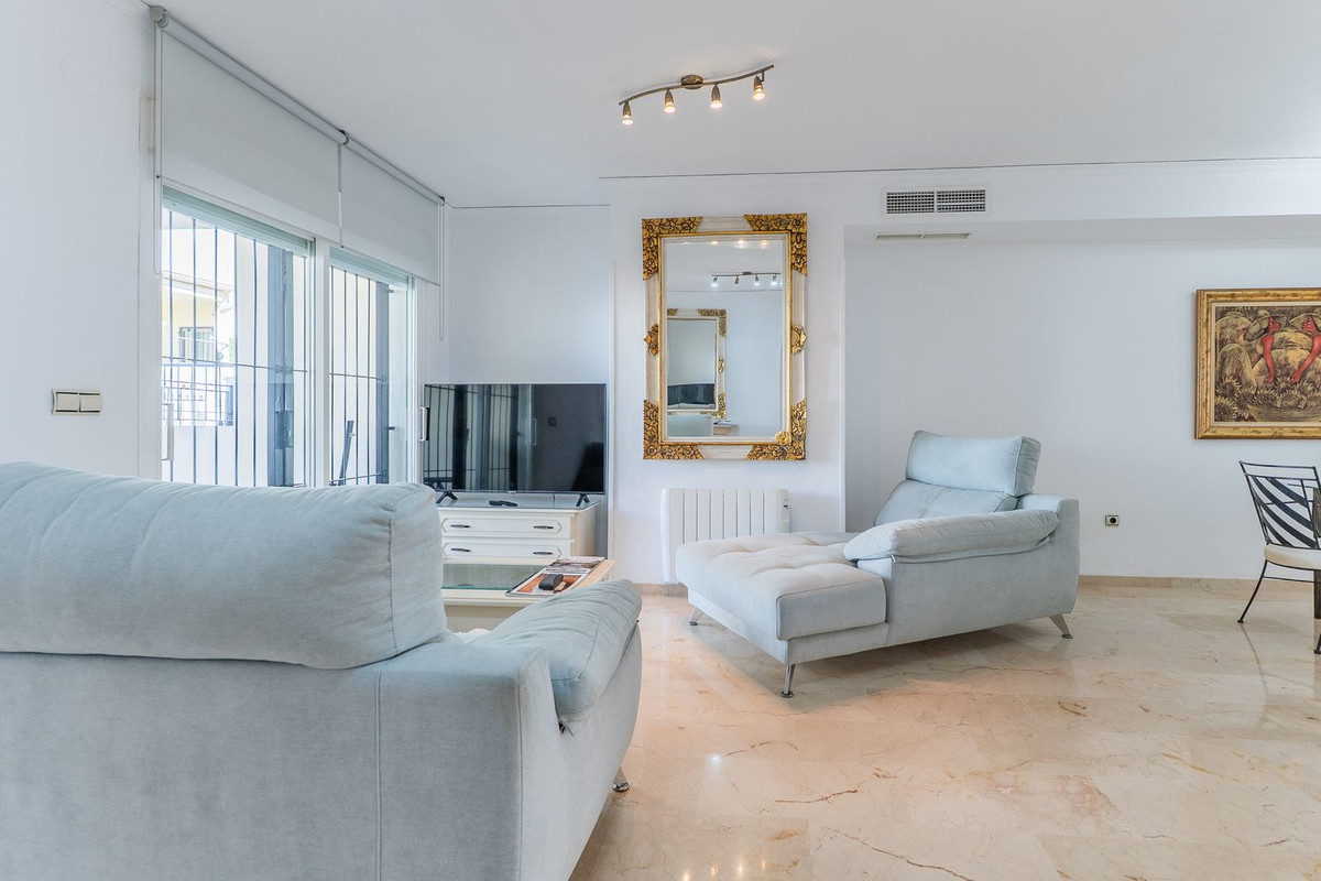3 Bed Townhouse for sale in El Rosario Costa Del Sol, Málaga, Spain