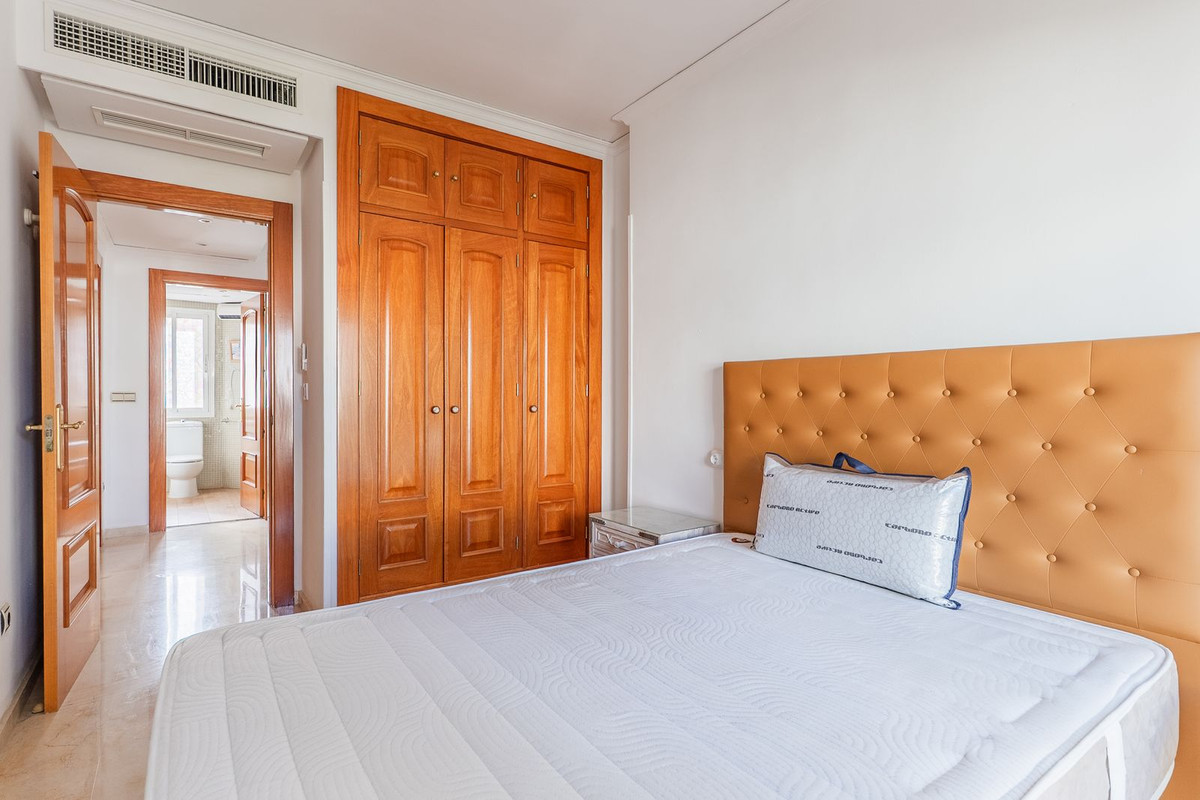 3 Bed Townhouse for sale in El Rosario Costa Del Sol, Málaga, Spain