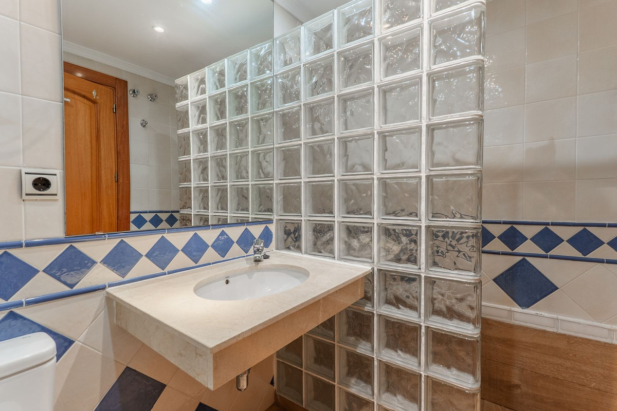3 Bed Townhouse for sale in El Rosario Costa Del Sol, Málaga, Spain
