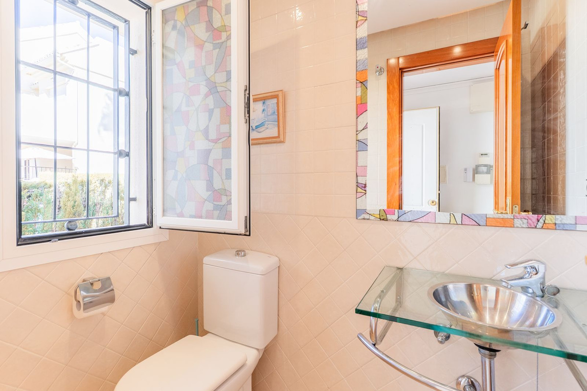 3 Bed Townhouse for sale in El Rosario Costa Del Sol, Málaga, Spain