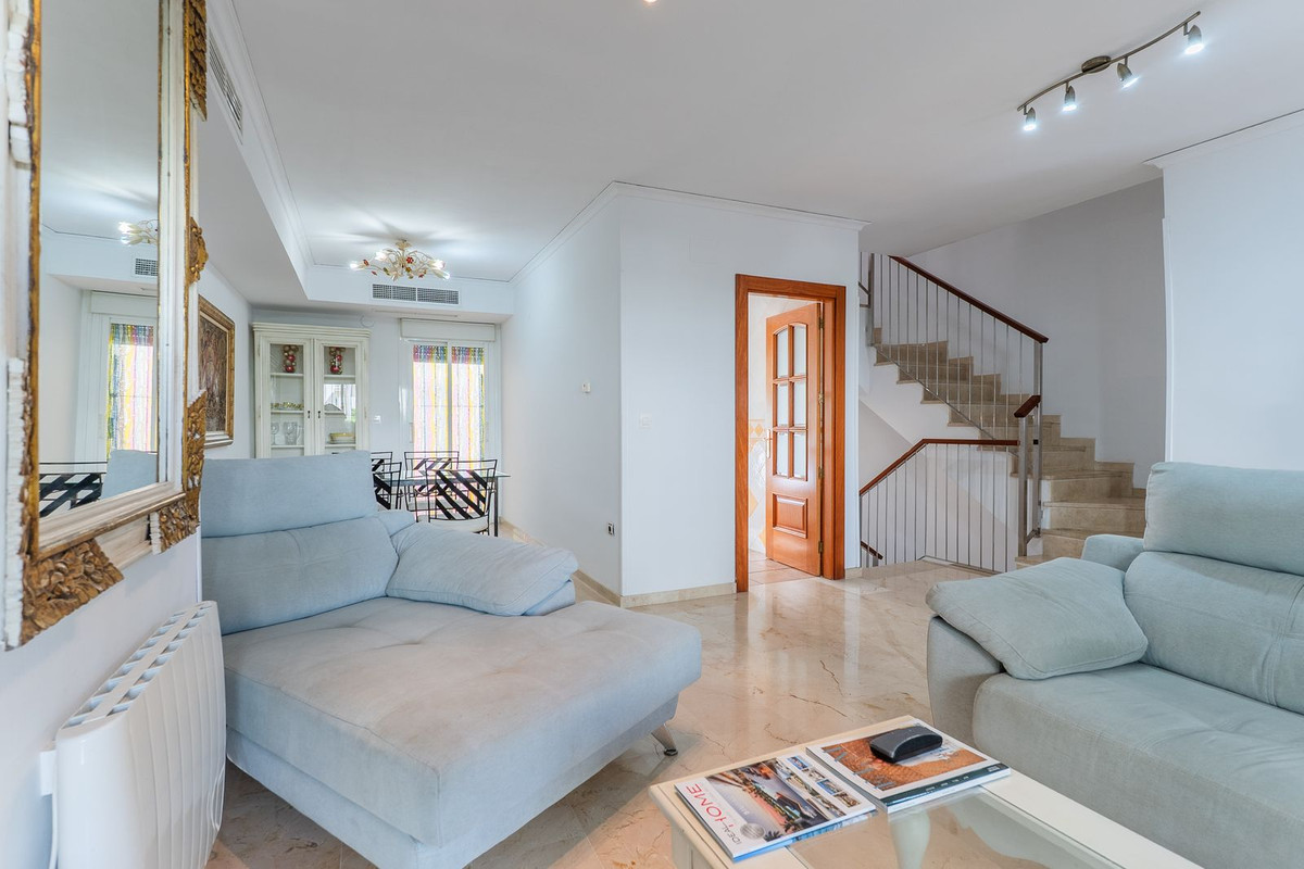 3 Bed Townhouse for sale in El Rosario Costa Del Sol, Málaga, Spain