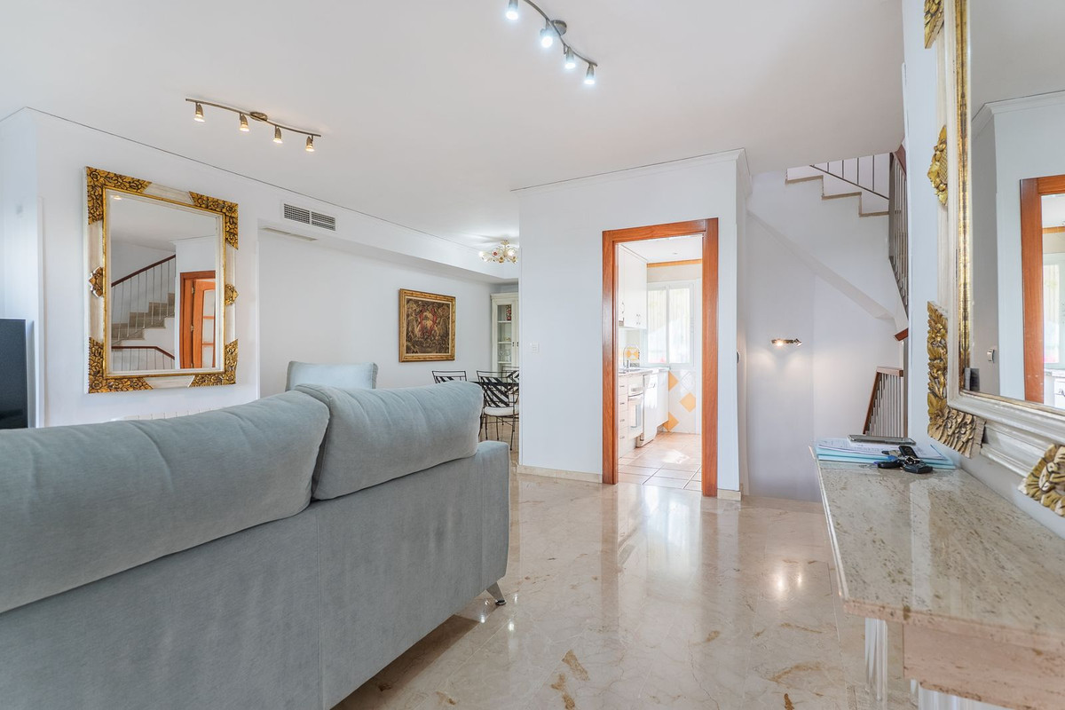 3 Bed Townhouse for sale in El Rosario Costa Del Sol, Málaga, Spain
