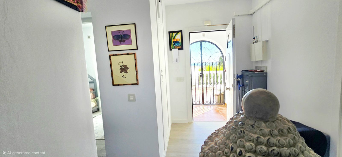 Se vende Villa - Chalet de 3 dormitorios en Costa Del Sol, Málaga, España