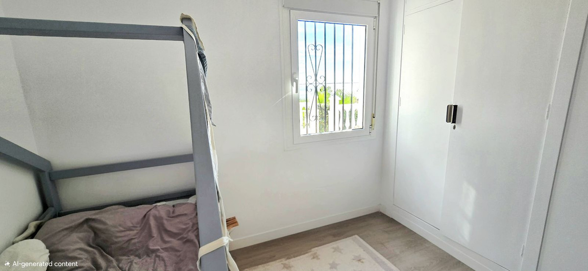 Se vende Villa - Chalet de 3 dormitorios en Costa Del Sol, Málaga, España