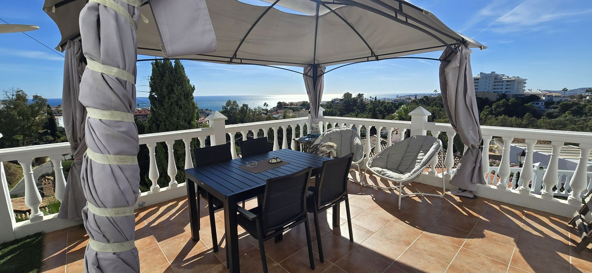 Se vende Villa - Chalet de 3 dormitorios en Costa Del Sol, Málaga, España