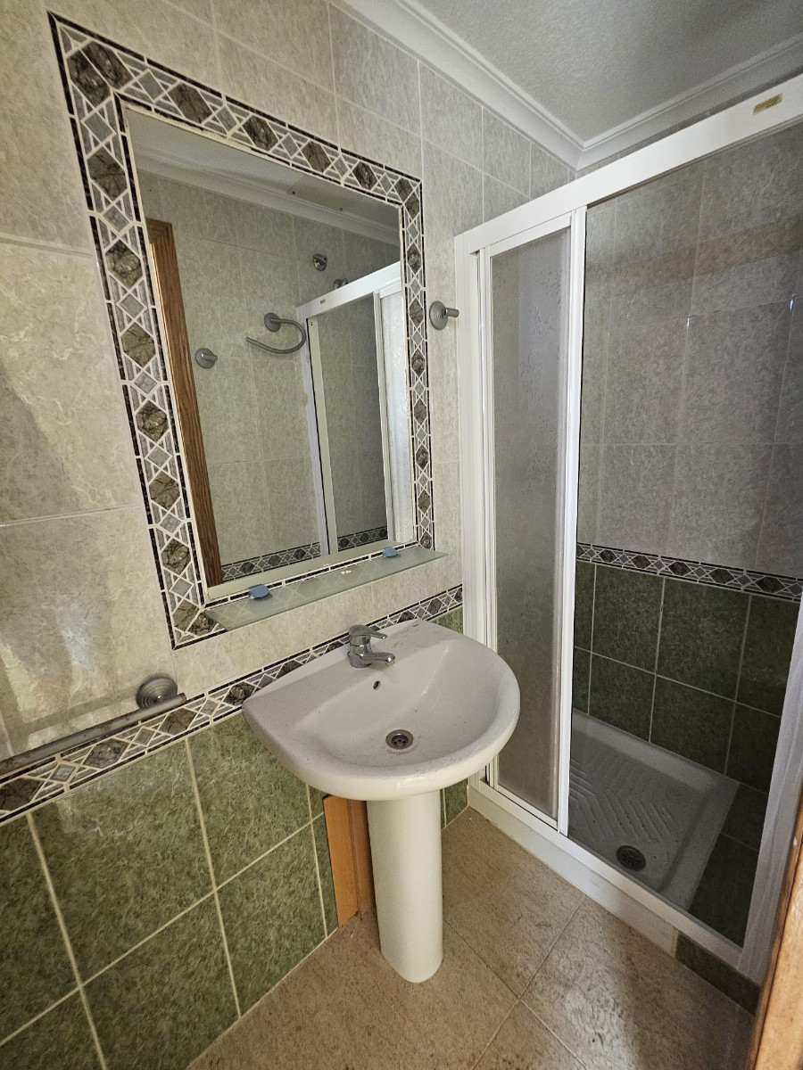 Se vende Apartamento Planta Baja de 3 dormitorios en Costa Blanca, Alicante, España
