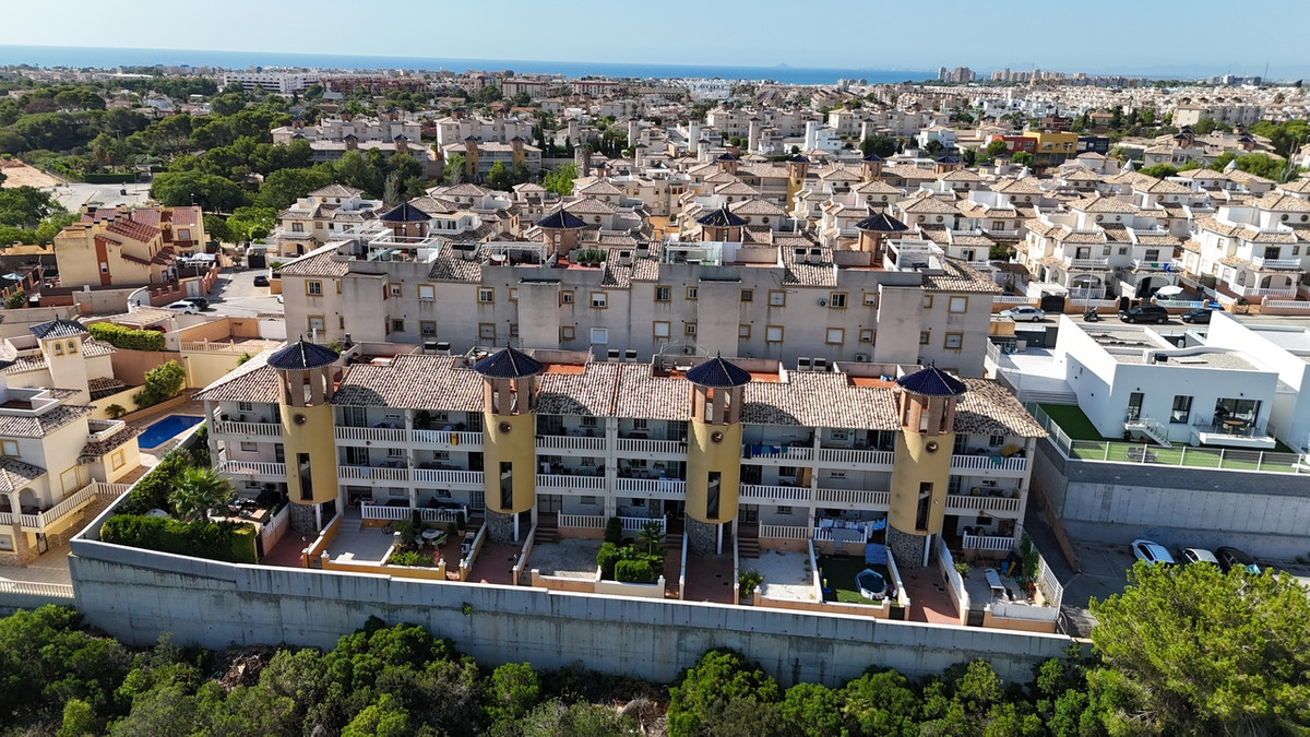 2 Bed Apartment for sale in Cabo Roig Costa Blanca, Alicante, Spain