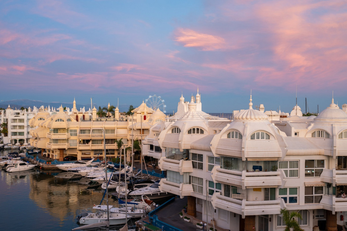 3 Bed Apartment for sale in Benalmadena Costa Del Sol, Málaga, Spain