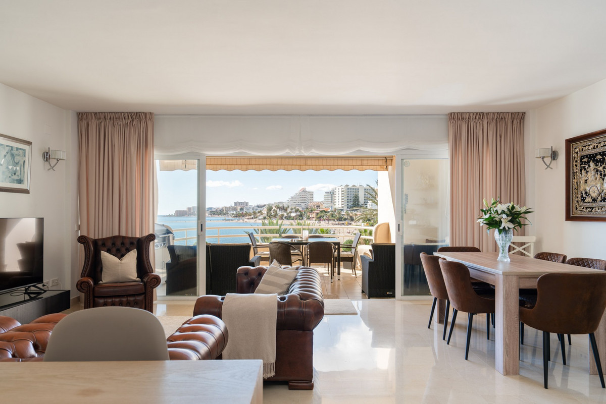3 Bed Apartment for sale in Benalmadena Costa Del Sol, Málaga, Spain