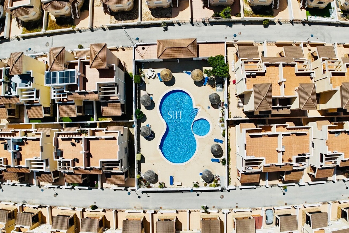3 Bed Townhouse for sale in San Miguel De Salinas Costa Blanca, Alicante, Spain