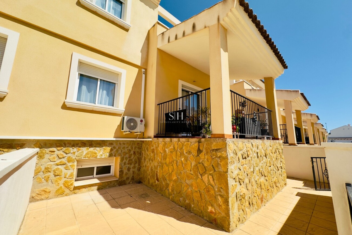 3 Bed Townhouse for sale in San Miguel De Salinas Costa Blanca, Alicante, Spain