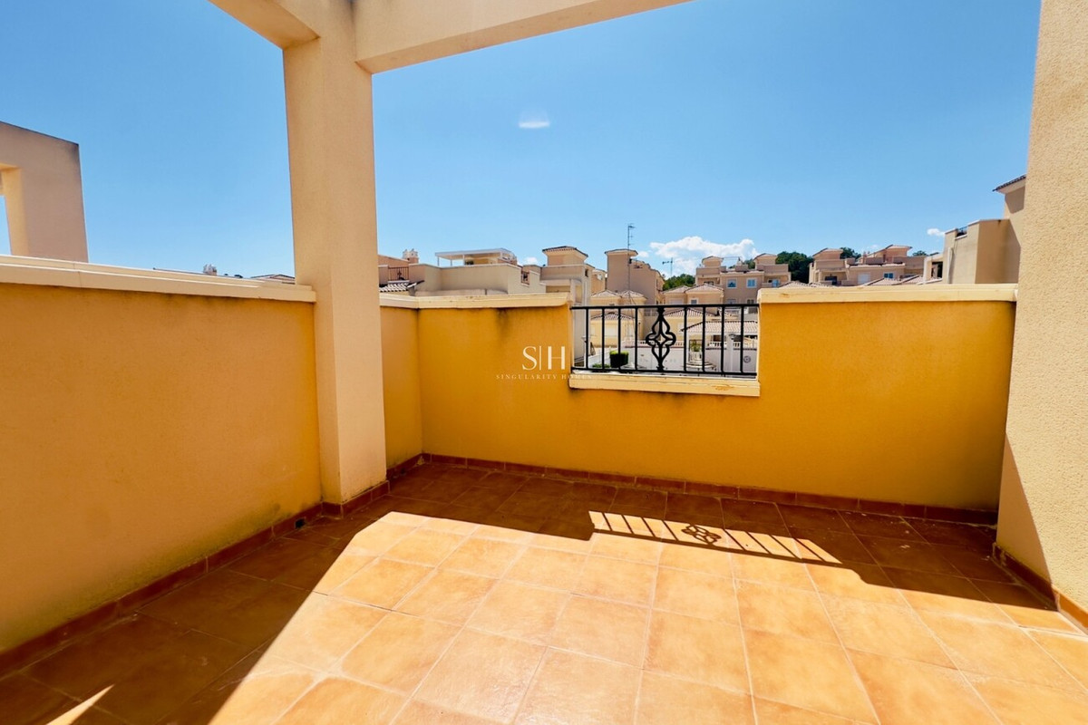 3 Bed Townhouse for sale in San Miguel De Salinas Costa Blanca, Alicante, Spain