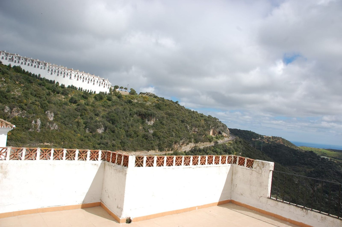 Se vende Villa - Chalet de 4 dormitorios en Costa Del Sol, Málaga, España