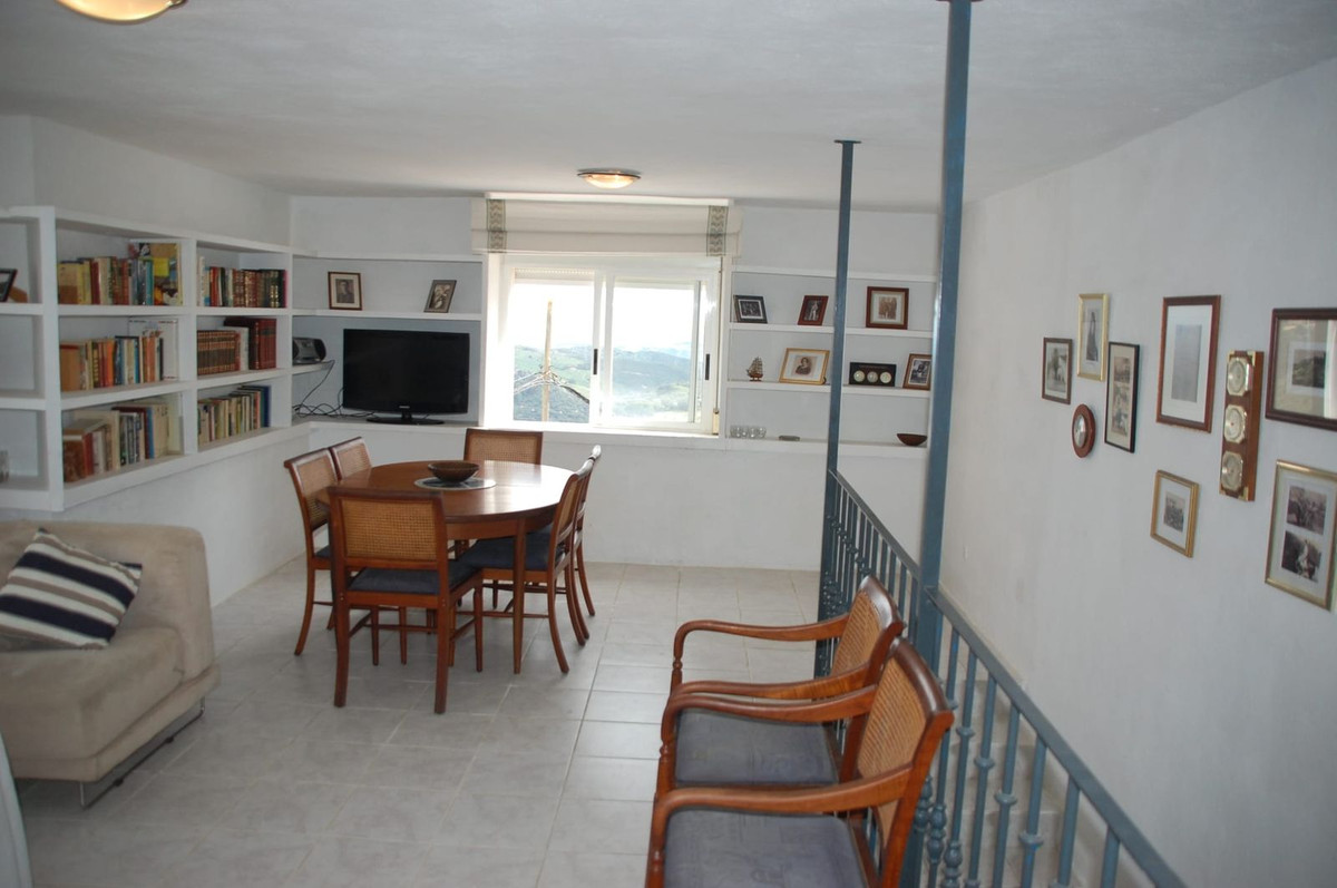 Se vende Villa - Chalet de 4 dormitorios en Costa Del Sol, Málaga, España
