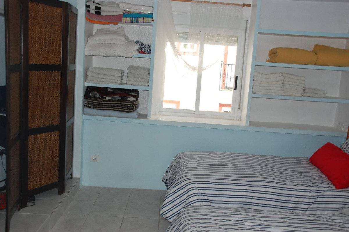 Se vende Villa - Chalet de 4 dormitorios en Costa Del Sol, Málaga, España