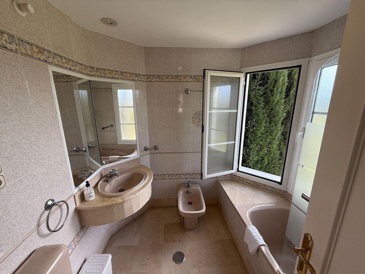 3 Bed Apartment for sale in Mijas Golf Costa Del Sol, Málaga, Spain