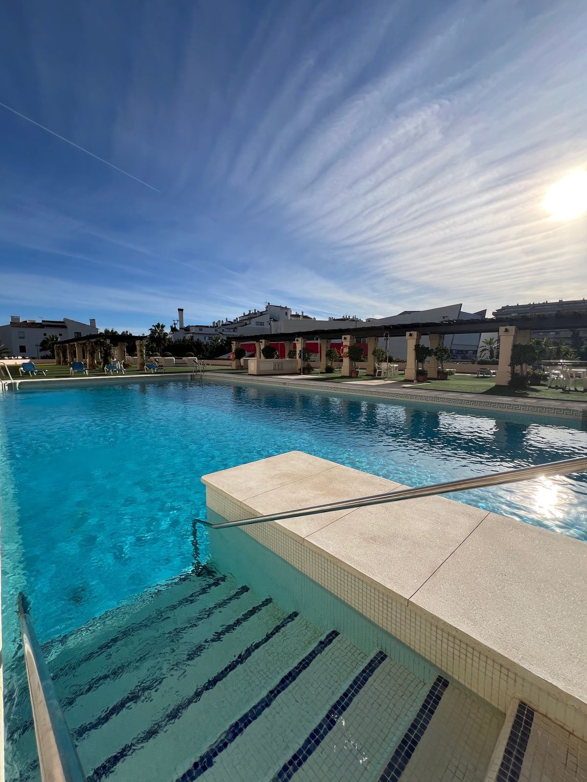 Se vende Apartamento Planta Media de 2 dormitorios en Costa Del Sol, Málaga, España