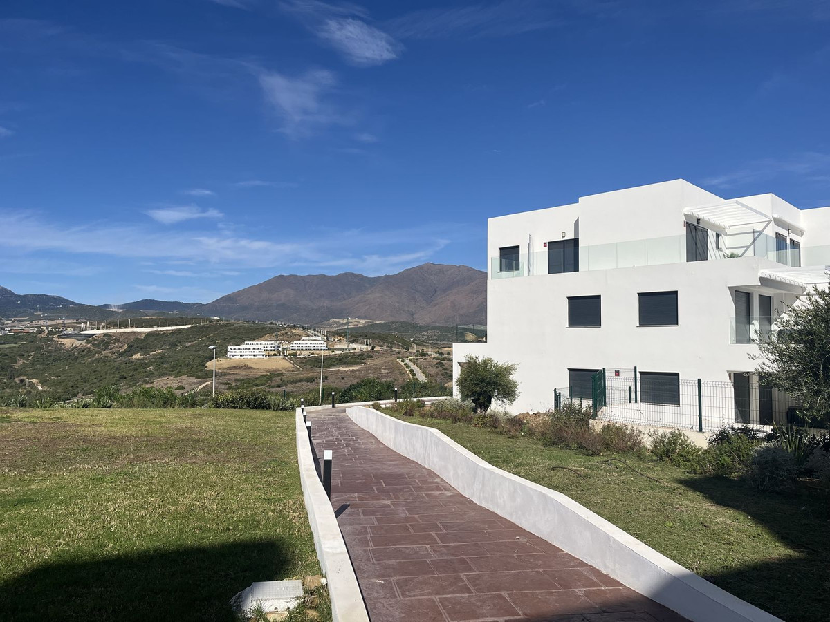 2 Bed Apartment for sale in Casares Costa Del Sol, Málaga, Spain