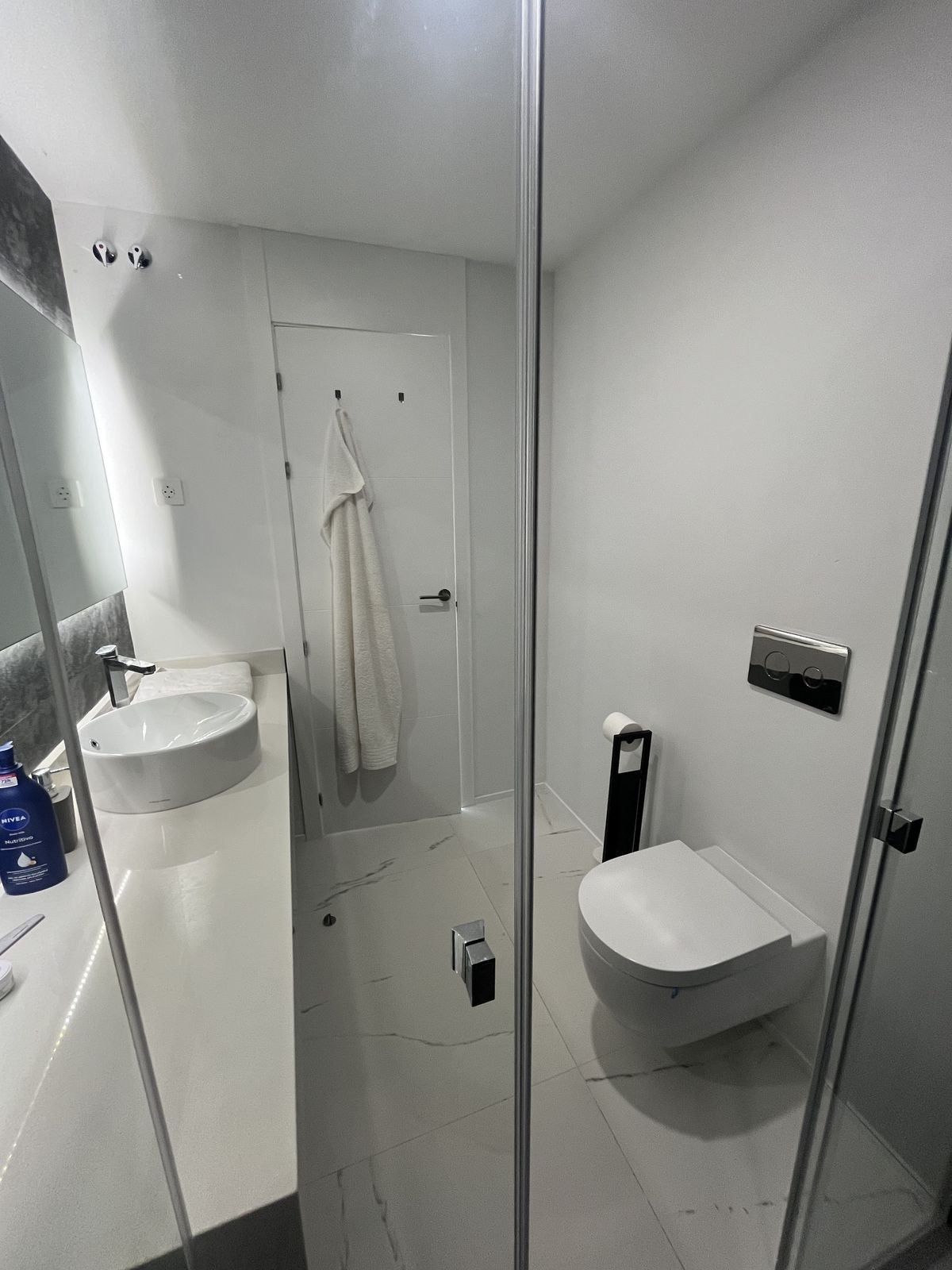 2 Bed Apartment for sale in Casares Costa Del Sol, Málaga, Spain