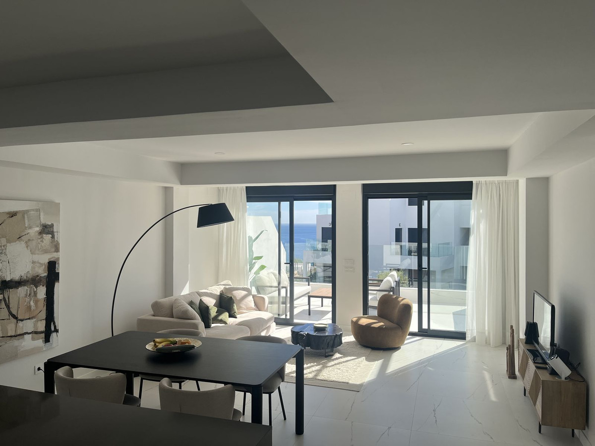 2 Bed Apartment for sale in Casares Costa Del Sol, Málaga, Spain