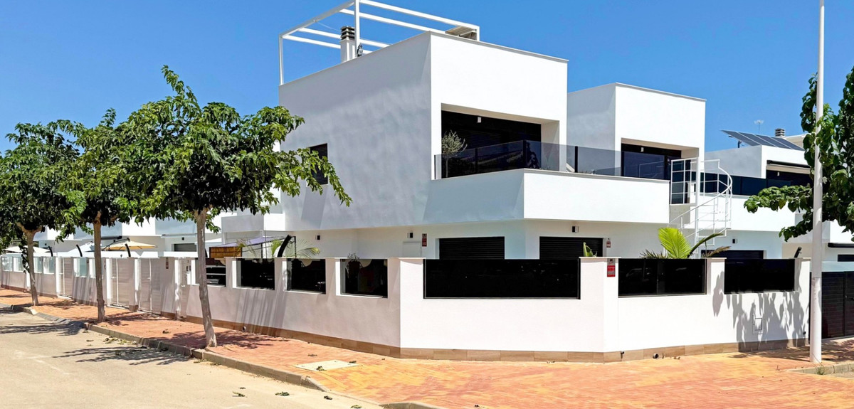 2 Bed Townhouse for sale in San Pedro Del Pinatar Costa Calida, Murcia, Spain