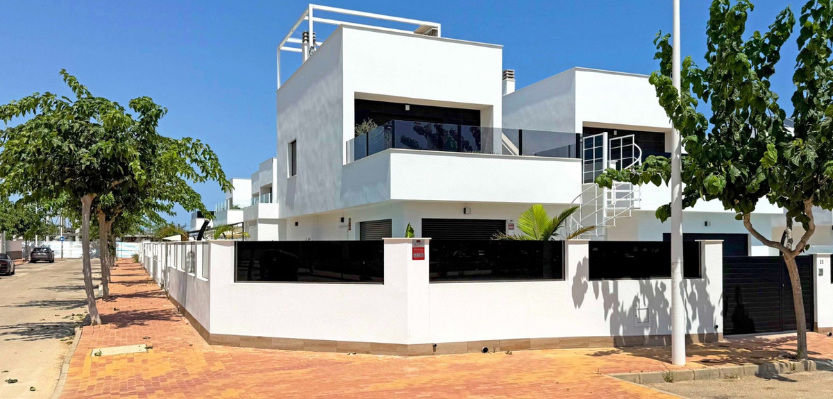 2 Bed Townhouse for sale in San Pedro Del Pinatar Costa Calida, Murcia, Spain