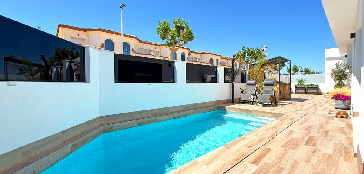 2 Bed Townhouse for sale in San Pedro Del Pinatar Costa Calida, Murcia, Spain