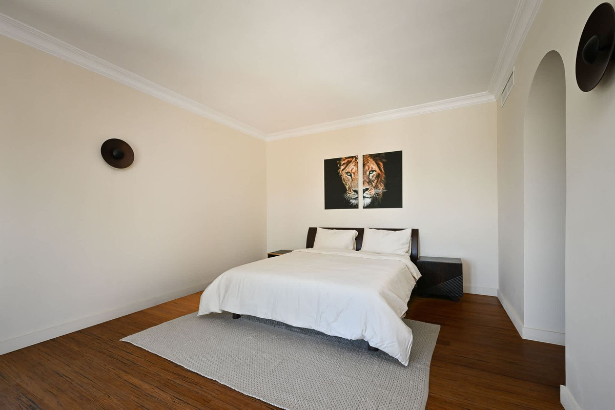 Se vende Villa - Chalet de 6 dormitorios en Costa Del Sol, Málaga, España