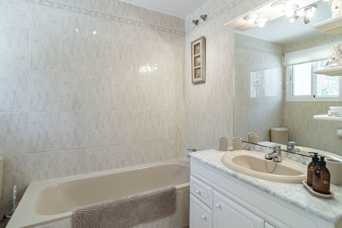 3 Bed Townhouse for sale in Calahonda Costa Del Sol, Málaga, Spain