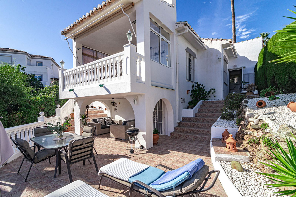 3 Bed Townhouse for sale in Calahonda Costa Del Sol, Málaga, Spain