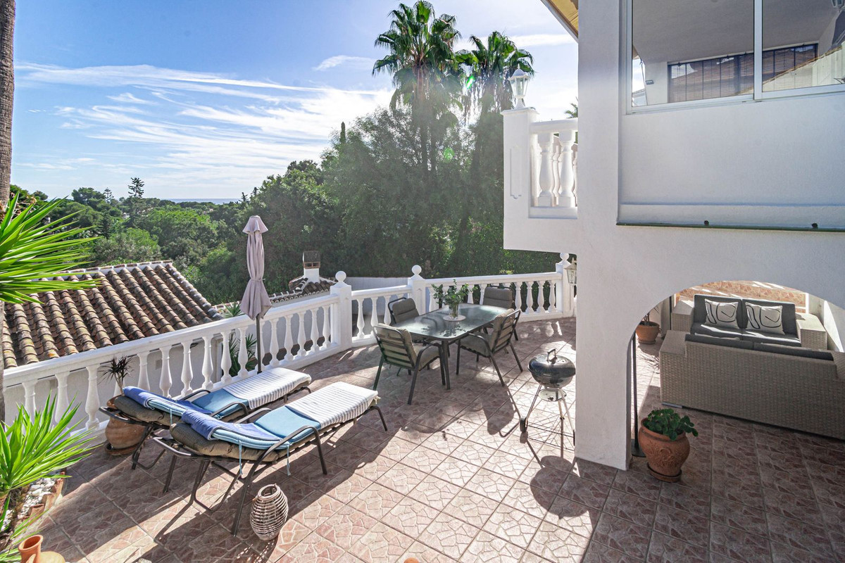 3 Bed Townhouse for sale in Calahonda Costa Del Sol, Málaga, Spain
