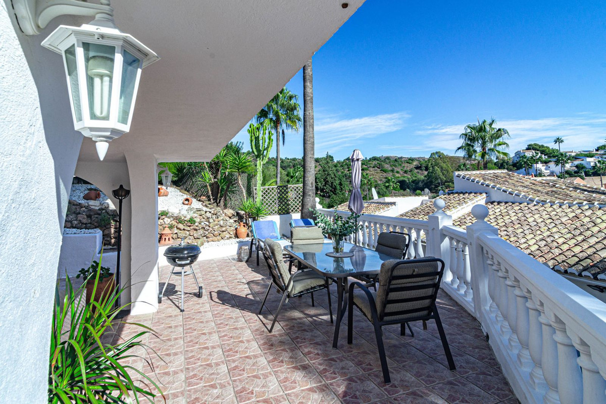 3 Bed Townhouse for sale in Calahonda Costa Del Sol, Málaga, Spain
