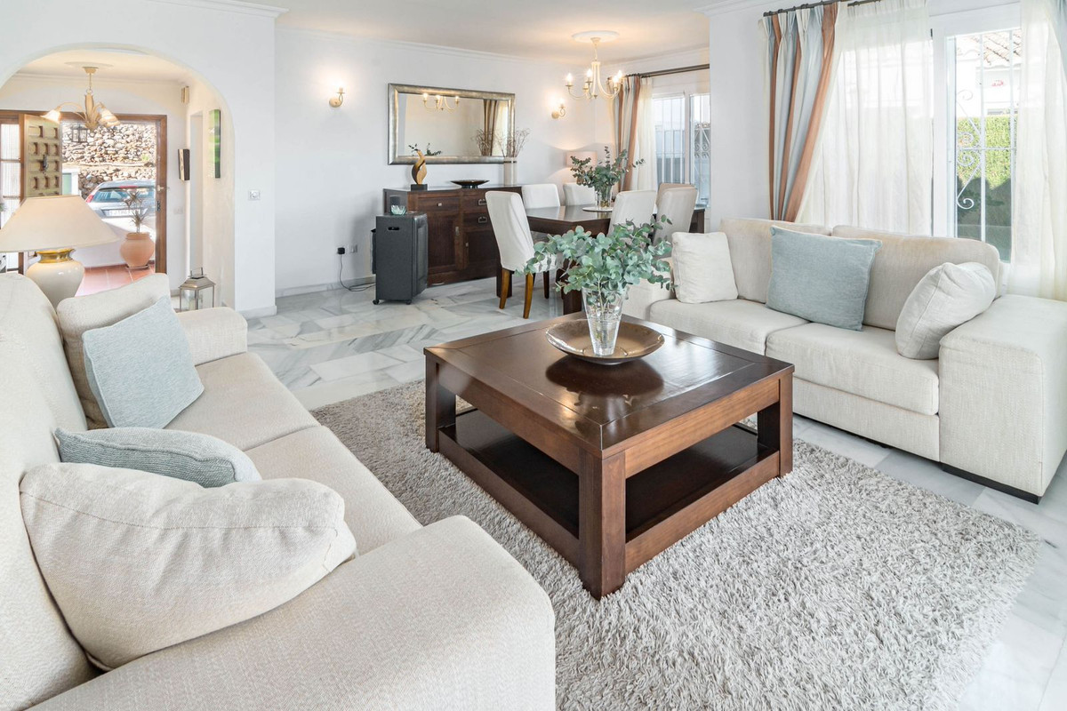 3 Bed Townhouse for sale in Calahonda Costa Del Sol, Málaga, Spain