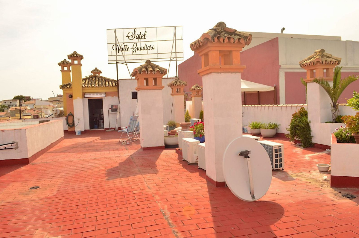 Se vende Hostal de 22 dormitorios en Costa Del Sol, Cadiz, España